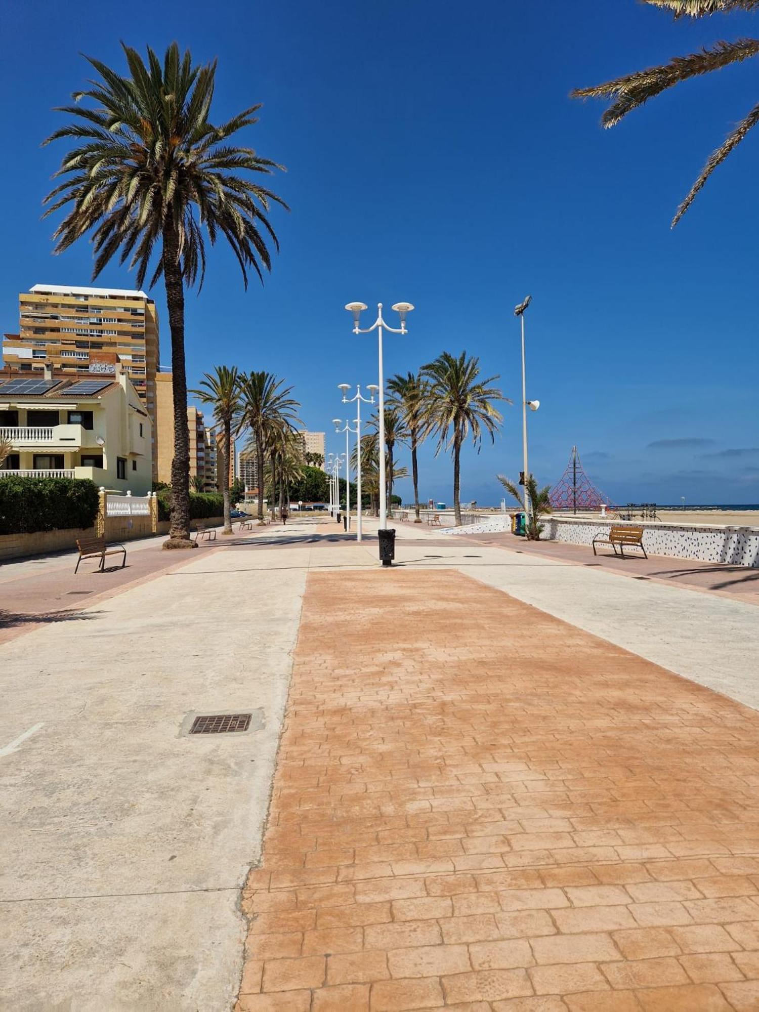 Apartamento Barbacoa, Piscina Y Playa Puebla de Farnals Exterior foto